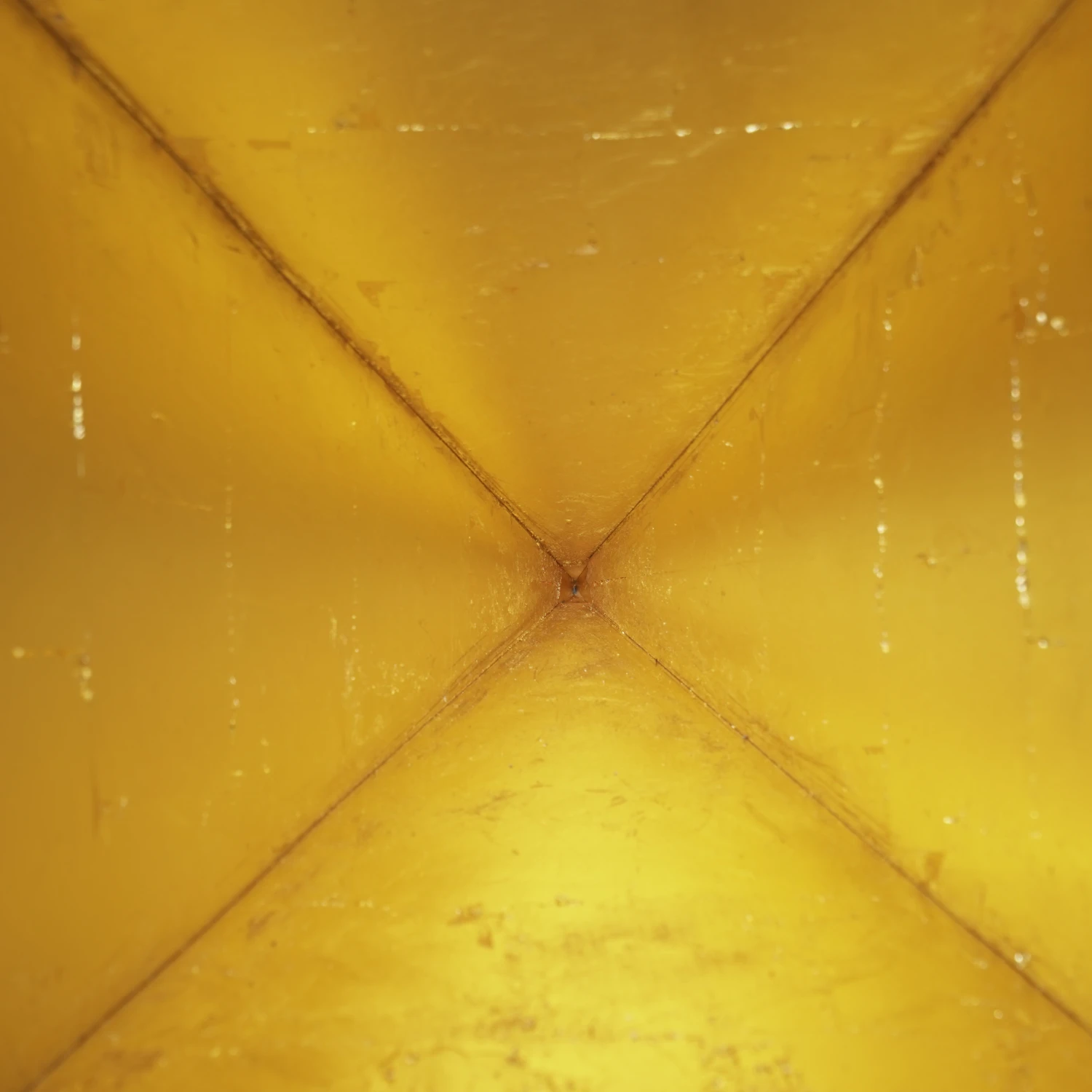 Review of Noreile Breen’s “24 carat”, as part of Momentum