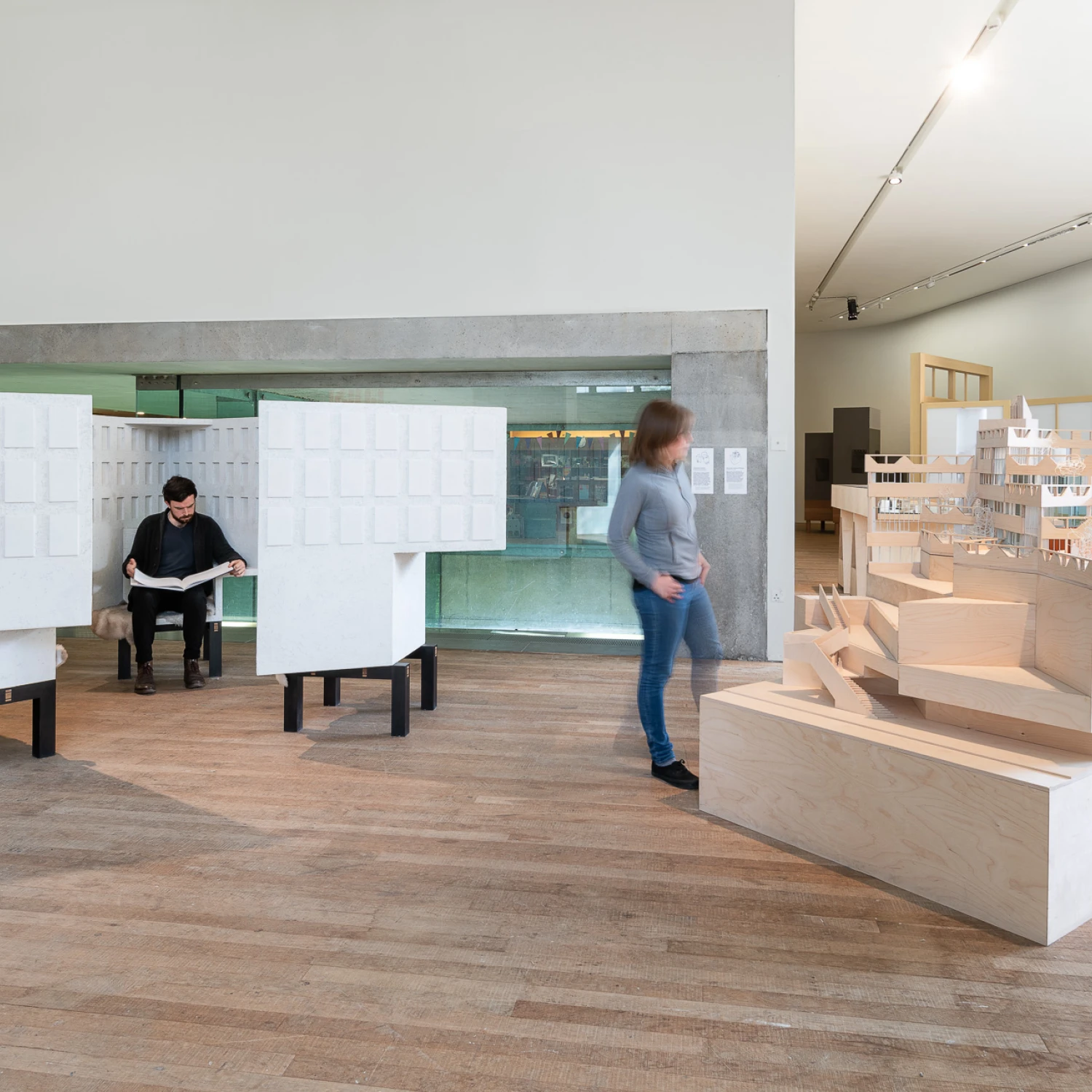 Close Encounter: Meetings with Remarkable Buildings